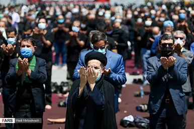 عزاداری و نماز ظهر عاشورا میدان امام حسین(ع) تهران