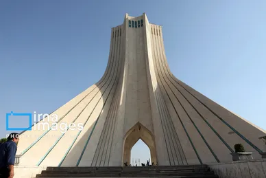 عکس‌هایی از کارگاه هنرهای تجسمی «ایران من»