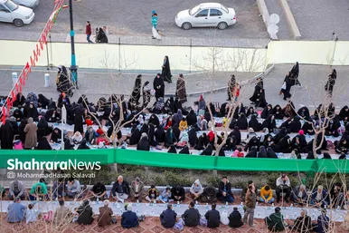 گزارش تصویری | بزرگ‌ترین سفره افطار جهان اسلام در جوار حرم مطهر امام‌رضا(ع)