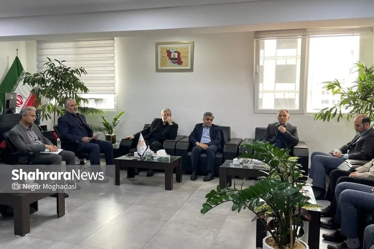 شهردار مشهد: امسال ایستگاه سلامت خط ۲ مترو به بهره‌برداری می‌رسد | کاهش زمان صدور مجوز‌های ساختمانی به‌منظور پیشگیری از تخلفات + فیلم