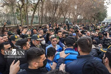 گزارش تصویری| بازسازی صحنه جرم متهمان قتل امیرمحمد خالقی دانشجوی دانشگاه تهران