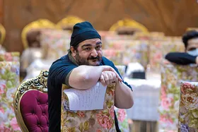 نمایش &laquo;بنگاه تئاترال&raquo;، نوشته استاد نصیریان به&zwnj;کارگردانی عباس رثایی، میزبان مشهدی&zwnj;هاست