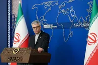 بقایی: رژیم صهیونیستی دشمن هرگونه روابط دیپلماتیک است | لاریجانی به قطر سفر خواهد کرد (۲۱ بهمن ۱۴۰۴)