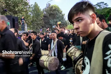 آیین خیمه سوزان عصر عاشورا در مشهد