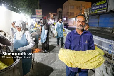 گزارش تصویری | نذر نان در مسیر کربلا