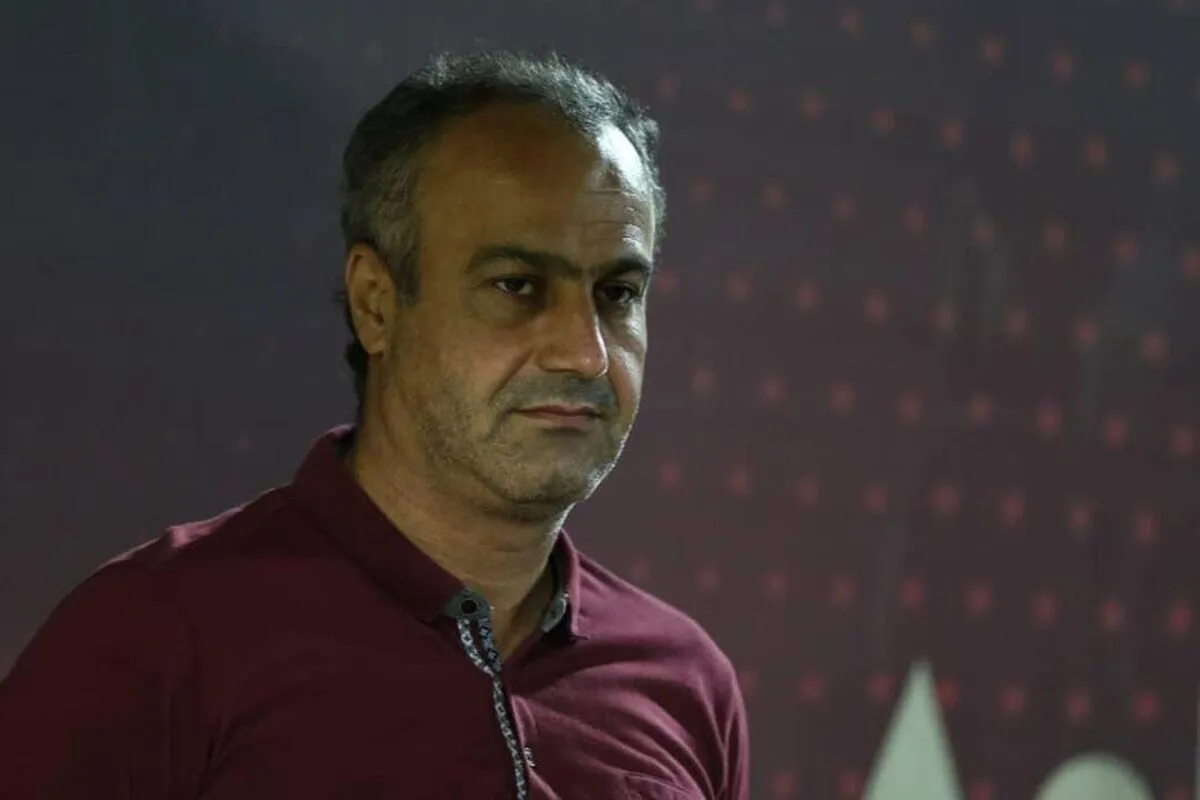 خبیری با برانکو مذاکره می کند