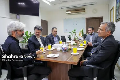 گزارش تصویری | بازدید مدیران استانی و شهری از روزنامه شهرآرا به مناسبت روز خبرنگار - ۳