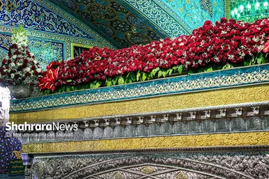 مراسم تعویض پرچم گنبد و پوش ضریح حرم مطهر ثامن الحجج (ع)