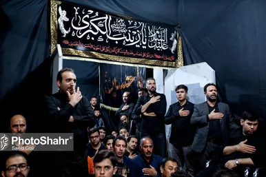 مراسم «علم کشی» مهاجران افغانستانی در مشهد