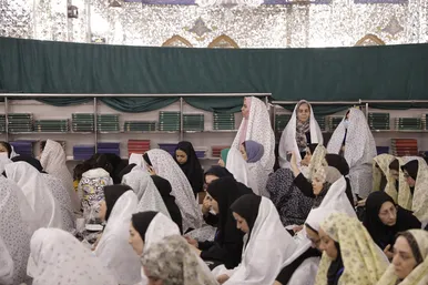 بزرگداشت مقام پرستار در حرم رضوی