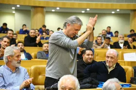 تلاش مدیران استقلال برای جلب رضایت جواد زرینچه