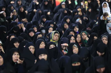 مراسم چله دعای عهد در جوار مزار شهدای گمنام