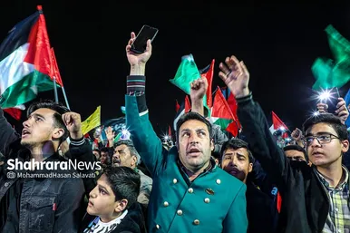 اجتماع مردمی «این المنتقم» در میدان فلسطین مشهد