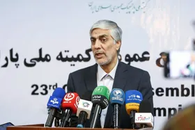 کیومرث هاشمی: بیش از ۱۰۰۰ میلیارد تومان برای بازسازی ورزشگاه آزادی درنظر گرفتیم