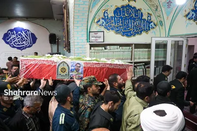 گزارش تصویری |مراسم تشییع پیکر دو مامور پلیس انفجار کلانتری در مشهد