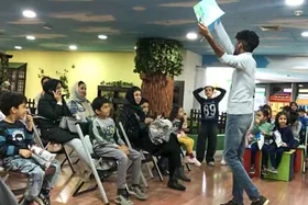 شاهنامه خود زندگی است | گپ وگفتی با حمزه خوشبخت، قصه گوی اهل جنوب که چند روزی مهمان مشهدی&zwnj;ها بود