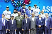 نوجوانان ایرانی روی سکوی قهرمانی وزنه برداری آسیا
