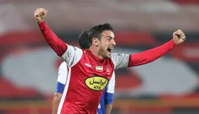 ویدیو گل اول پرسپولیس به مس رفسنجان توسط گولسیانی (۱۲ خرداد ۱۴۰۳)