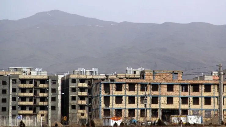 مسکن ملی قابل خرید و فروش نیست/ احتمال ساخت مسکن برای خبرنگاران و هنرمندان
