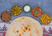 آیا مصرف ماست با ترشی سبب لک و پیس می‌شود؟