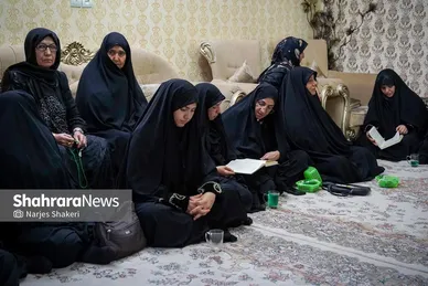 گزارش تصویری | روضه خانگی، سنتی به قدمت عزای سیدالشهدا