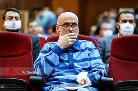 جلسه محاکمه اکبر طبری و ۱۷ متهم دیگر+فیلم