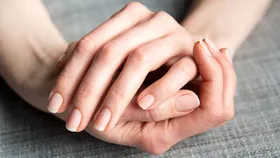 راهکار&zwnj;هایی برای رشد و استحکام ناخن&zwnj;ها