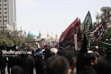 گزارش تصویری | سوگواری دسته های عزاداری در خیابان های منتهی به حرم مطهر رضوی در دهه آخر صفر