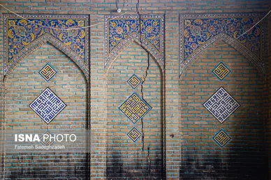 عکس‌هایی از ترک‌های مسجد سید اصفهان
