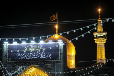 مراسم احیاء شب ۱۹ ماه رمضان در حرم مطهر رضوی