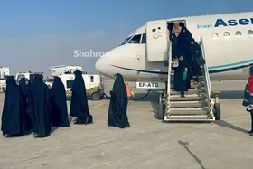 فرودگاه مشهد، میزبان ۱۱۰ بانوی نخبه در پروازی با کادر و خلبان زن | پرواز &laquo;ایران بانو&raquo; به مشهد آمد (۲ دی ۱۴۰۳) + عکس و فیلم