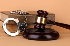 کلاهبرداری زیر چتر بیمه
