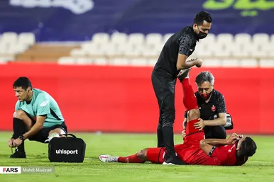 شهرآورد ۹۶ استقلال ۴ - ۳ پرسپولیس