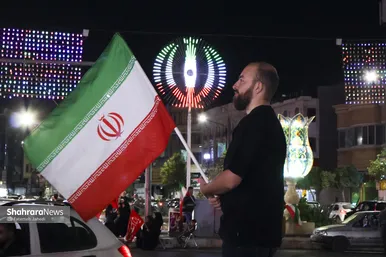 گزارش تصویری | دویست‌وهشتمین شب حماسه حضور مردم مشهد در سنگر خیابان (۲ مهر ۱۴۰۵)