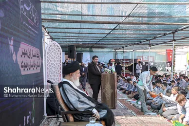 گزارش تصویری | آیین نواخته شدن زنگ نماز اول مهر
