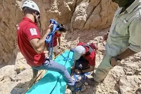 سقوط مرگبار نوجوان ۱۵ ساله از ارتفاعات غار بوژنه یزد (۱۳ شهریور ۱۴۰۵)