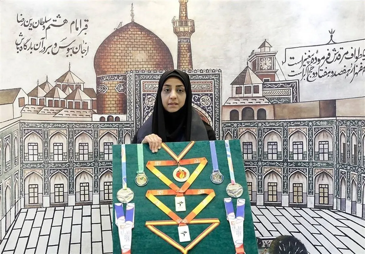 ۱۰ مدال بانوی عضو تیم ملّی پیوند اعضا، هدیه به آستان حضرت رضا(ع)