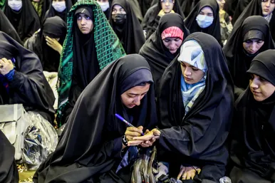 اجتماع دانشجویان بسیجی در دانشگاه فردوسی