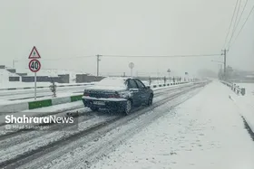 تردد روان در بیشتر محورهای مواصلاتی کشور | بارش باران و مه&zwnj;گرفتگی در جاده&zwnj;های ۲۱ استان کشور