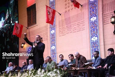 گزارش تصویری | محفل قرآنی «اربعین رهبر شهید» در میدان شهدای مشهد