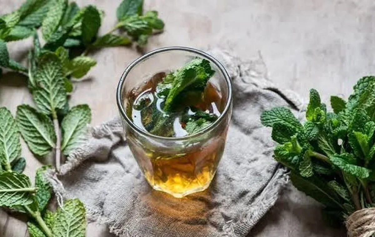 کاهش دردهای قاعدگی با نوشیدن یک فنجان چای نعناع فلفلی + طرز تهیه