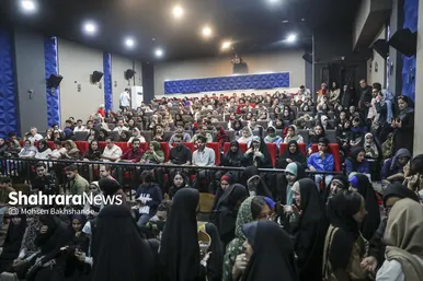 گزارش تصویری | آیین جشن امضای کتاب «نیست» اثر فاضل نظری در مشهد