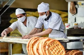 نانوایی&zwnj;های آزادپز مشهدی هیچ گونه افزایش نرخ جدیدی نداشته&zwnj;اند | چانه گیری غیرقانونی آزادپزان!
