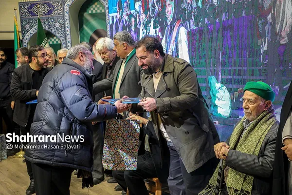 مراسم تجلیل و تکریم جمعی از خادمان هیئات مذهبی مشهد برگزار شد + فیلم و عکس