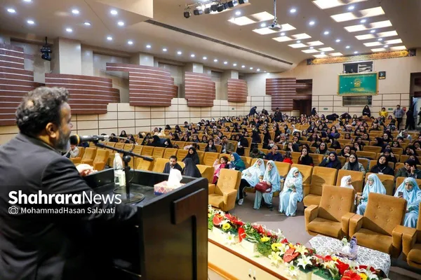 اختتامیه نمایشگاه «ایوان هنر» با تقدیر از مربیان برگزیده دوره‌های مهارتی فرهنگ‌سراها برگزار شد + فیلم