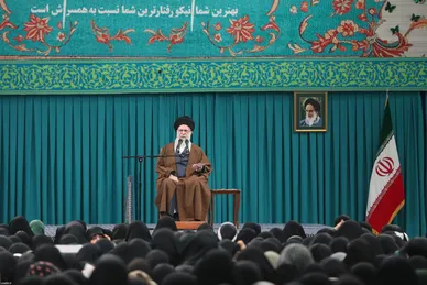 گزارش تصویری | دیدار هزاران نفر از زنان و دختران با رهبر معظم انقلاب اسلامی (۱۲ آذر ۱۴۰۴)