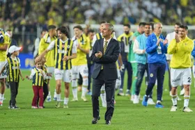 نه درویش پرسپولیس را گردن می&zwnj;گیرد و نه کارتال!