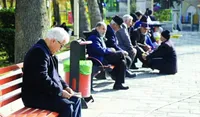 راهنمای مراقبت از بیماران آلزایمری در روز‌های جنگ
