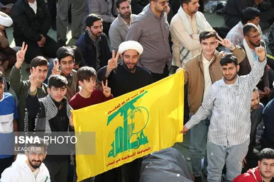 آن یار سفر کرده | اقامه نماز عید سعید فطر به امامت مقام معظم رهبری (۱۱ فروردین ۱۴۰۴)
