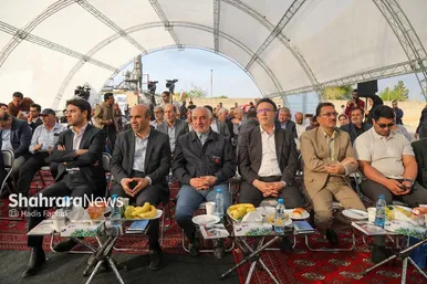 آیین بهره‌برداری و آغاز عملیات اجرایی ۲۹۶ مگاوات نیروگاه خورشیدی